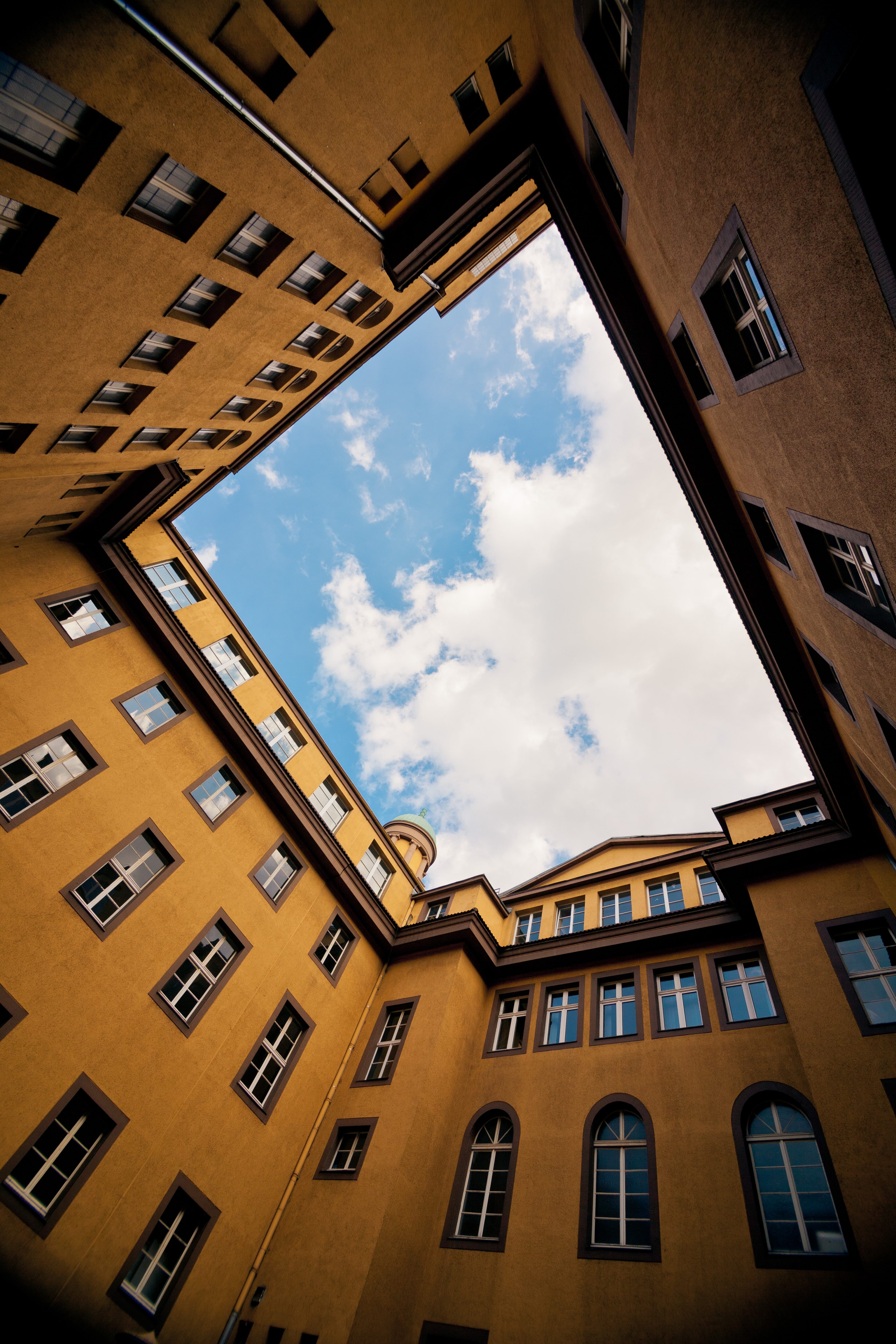 Want to hear the heartbeat of global trade? Listen to German exporters!