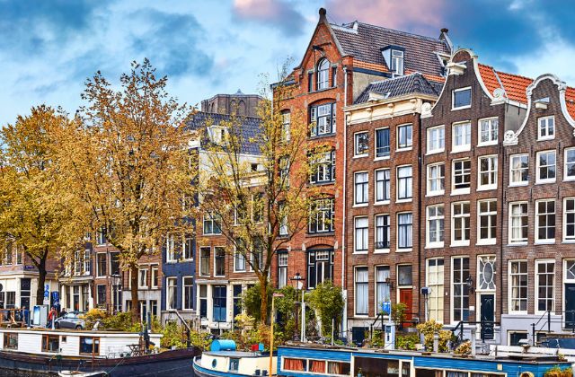 Vista del fiume di Amsterdam