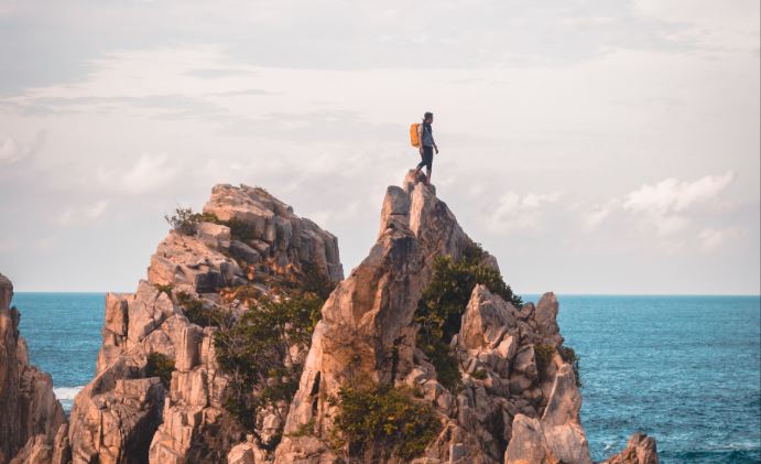 In the footsteps of Sisyphus: The global economy in 2019-20 